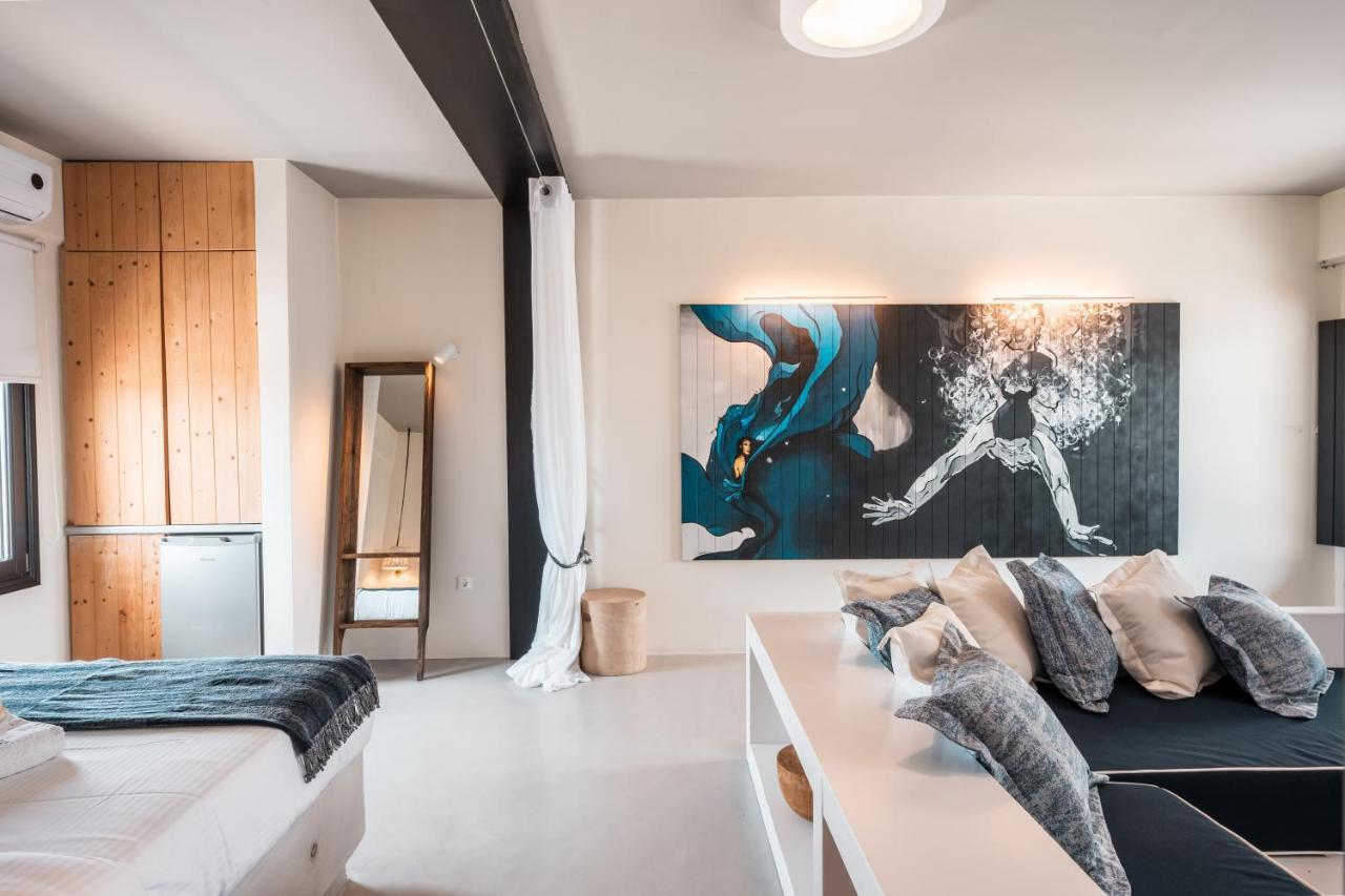 Ifestau.4 Suites 산토리니 외부 사진